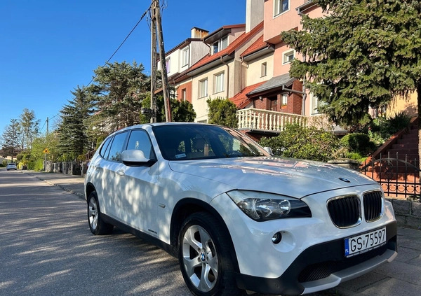 BMW X1 cena 39900 przebieg: 143000, rok produkcji 2011 z Słupsk małe 172